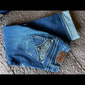 Fancy pocket  Capri jeans